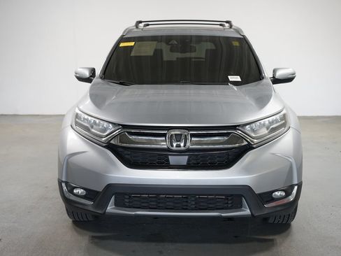 Used 2018 Honda CR-V Touring image 2