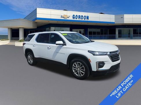 Used 2023 Chevrolet Traverse LT image 8