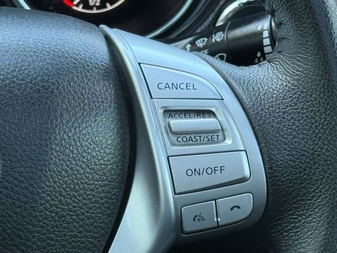 Used 2016 Nissan Rogue SL w/ SL Premium Package image 33