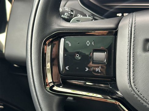 Used 2023 Land Rover Range Rover Sport SE Dynamic image 26