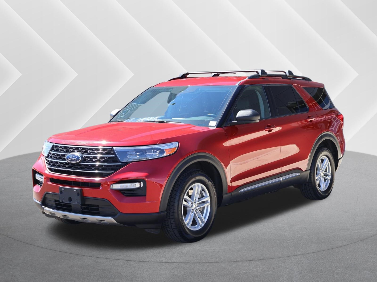 Used 2022 Ford Explorer XLT w/ Equipment Group 202A AWD/4WD image 1