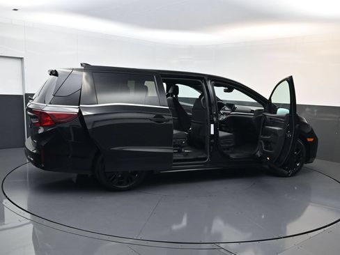 Used 2025 Honda Odyssey Sport-L image 31