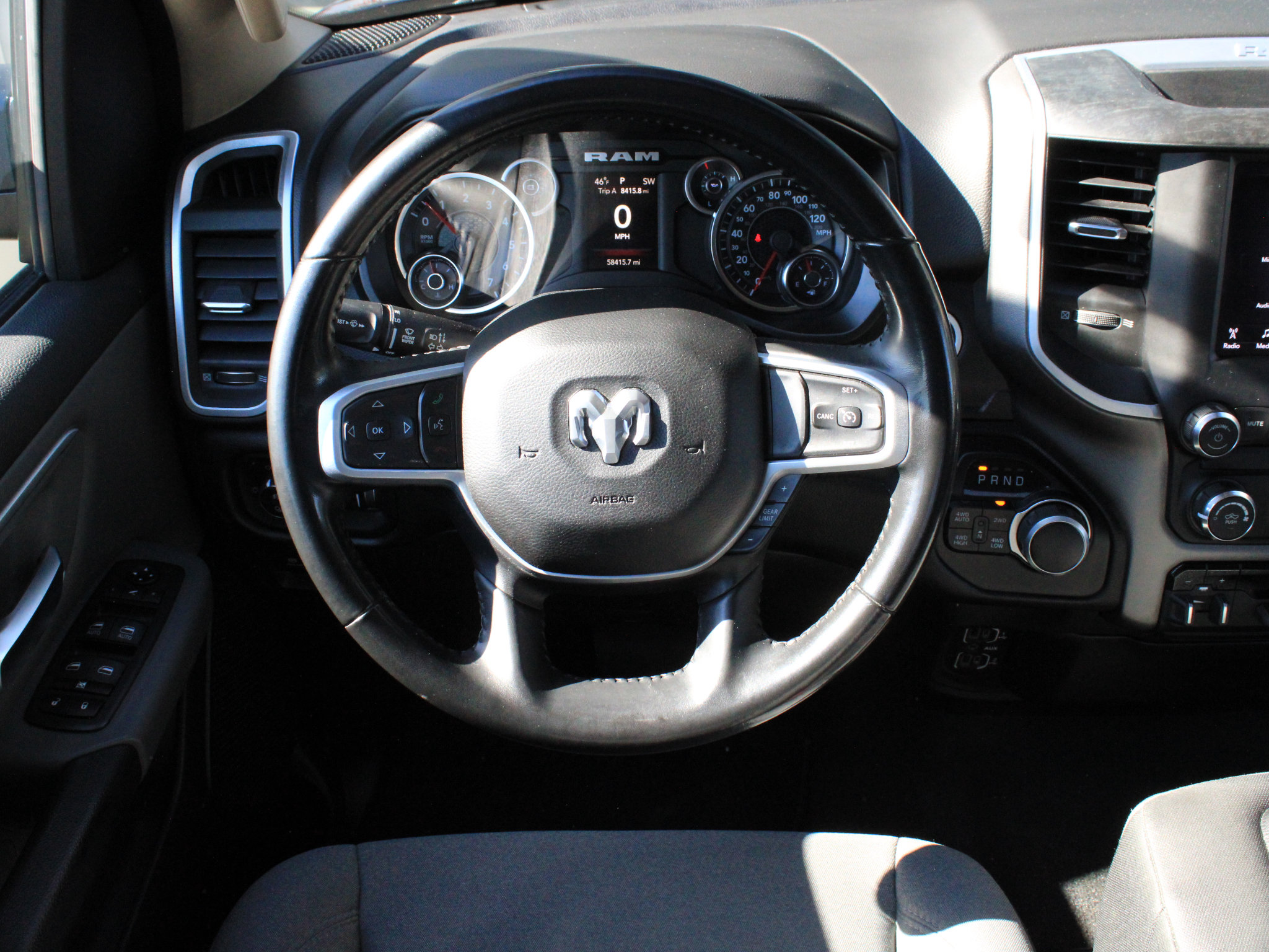 Used 2020 RAM 1500 Big Horn AWD/4WD image 13