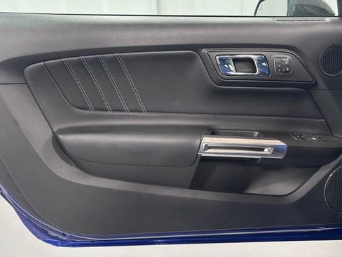 Used 2016 Ford Mustang GT Premium w/ Equipment Group 401A RWD image 25