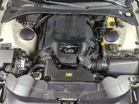 Used 2005 Ford Thunderbird 50th Anniversary RWD image 15