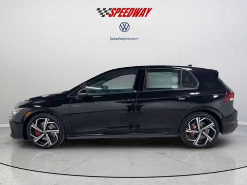 New 2026 Volkswagen GTI SE FWD image 9