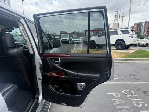 Used 2014 Lexus LX 570 4WD w/ Luxury Package image 34