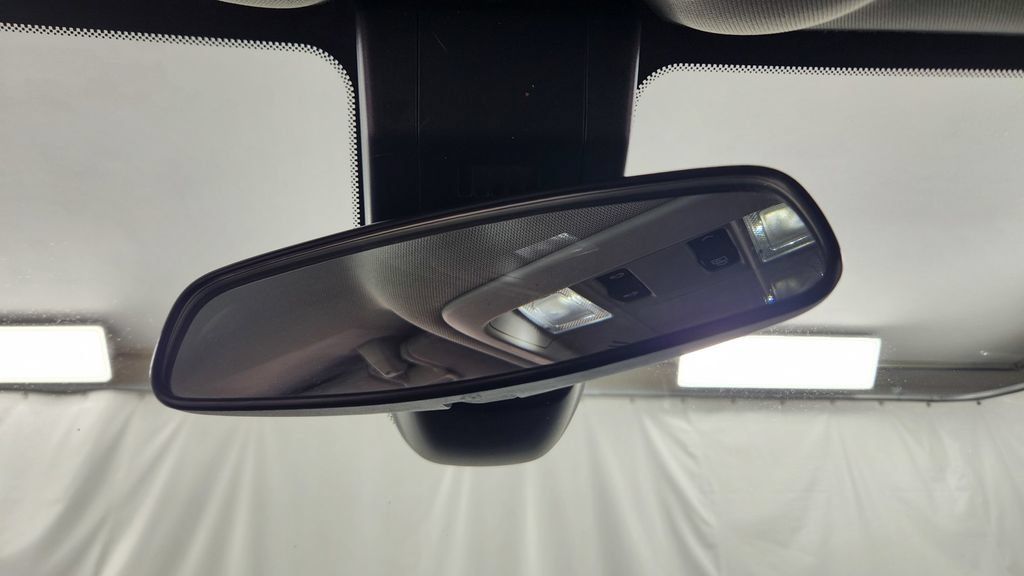 Used 2022 Chevrolet Equinox LT AWD/4WD image 32