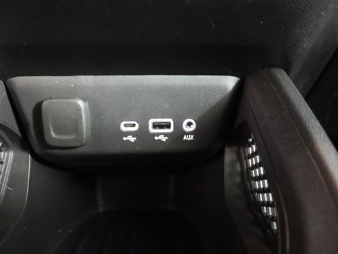 Used 2022 Chevrolet TrailBlazer LT w/ Sun and Liftgate Package image 53