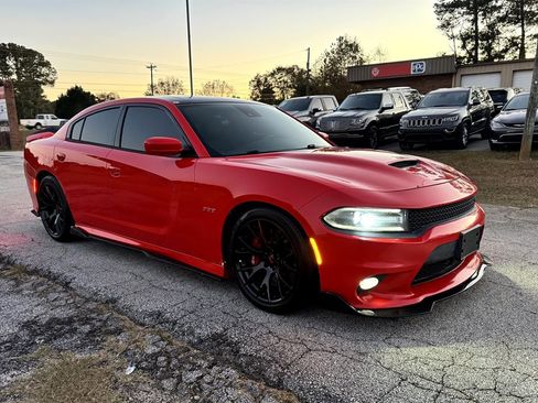 Used 2015 Dodge Charger SRT w/ Harman/Kardon Audio Group image 7