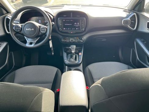 Certified 2023 Kia Soul LX w/ Option Group 015 image 12