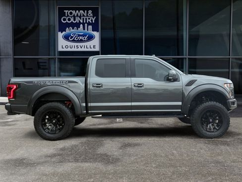 Used 2019 Ford F150 Raptor w/ Equipment Group 802A Luxury AWD/4WD image 2