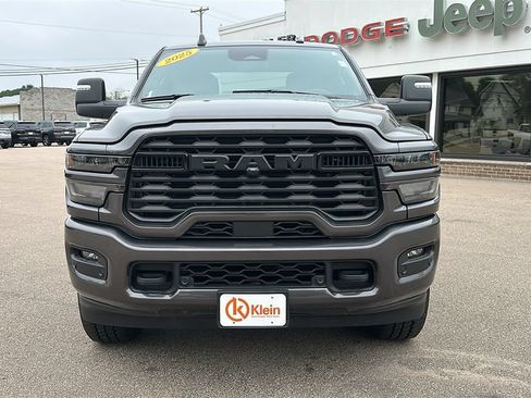 Used 2025 RAM 2500 Big Horn AWD/4WD image 2