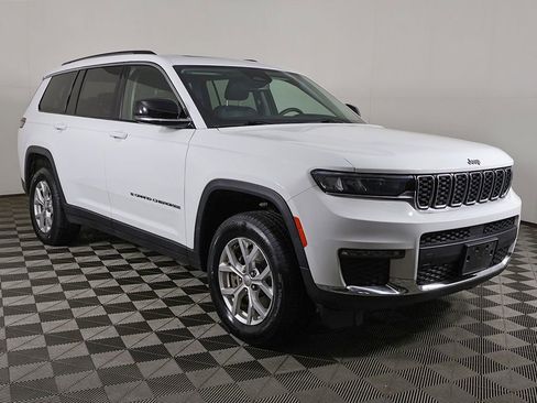 Used 2023 Jeep Grand Cherokee L Limited AWD/4WD image 47