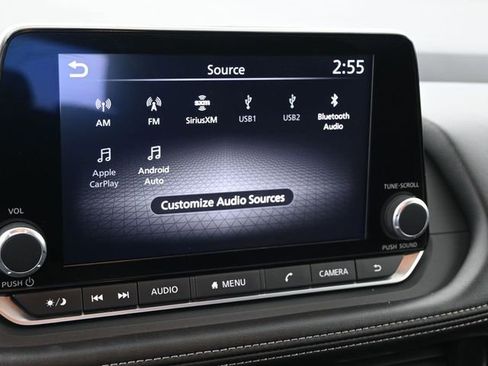 Used 2025 Nissan Rogue SV image 25