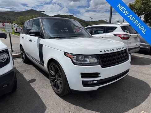 Used 2017 Land Rover Range Rover Supercharged AWD/4WD image 3