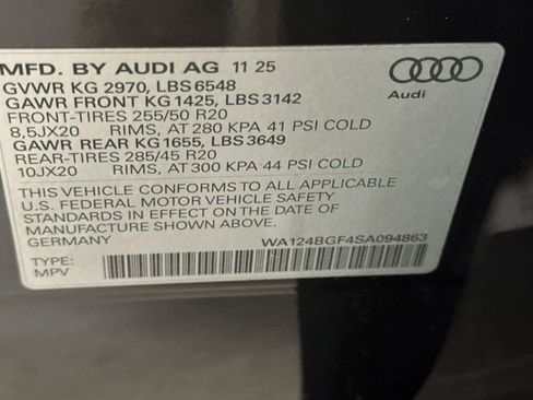 New 2025 Audi Q6 e-tron Premium Plus image 27