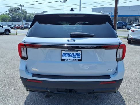 Used 2026 Ford Explorer ST-Line AWD/4WD image 5