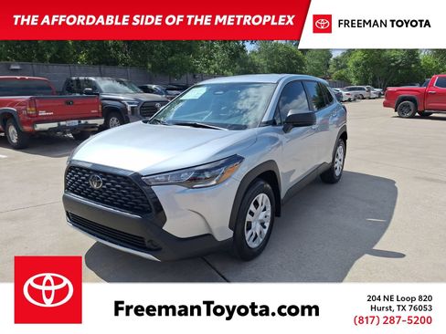 Used 2024 Toyota Corolla Cross L FWD image 1