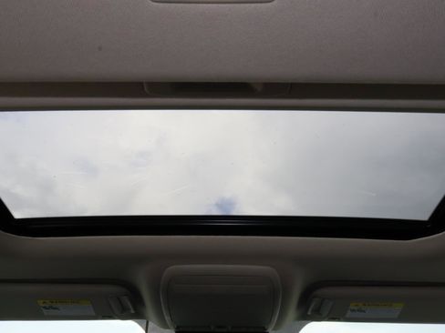 Used 2023 MAZDA MAZDA3 2.5 Turbo Sedan w/Premium Plus image 12