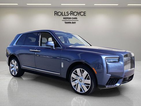 New 2026 Rolls-Royce Cullinan image 9