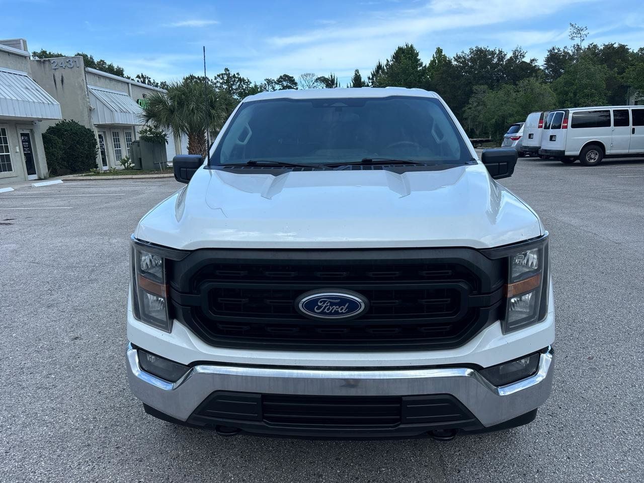 Used 2023 Ford F150 XL w/ XL Chrome Appearance Package AWD/4WD image 3