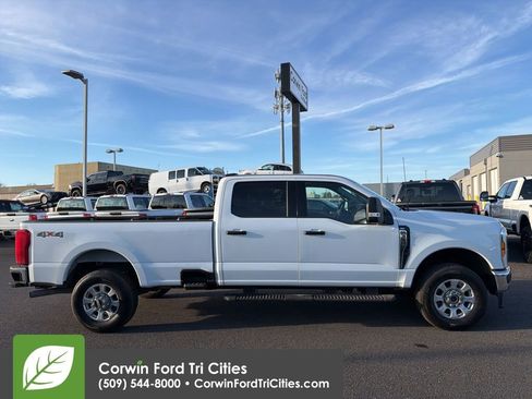 Used 2024 Ford F350 XLT image 6