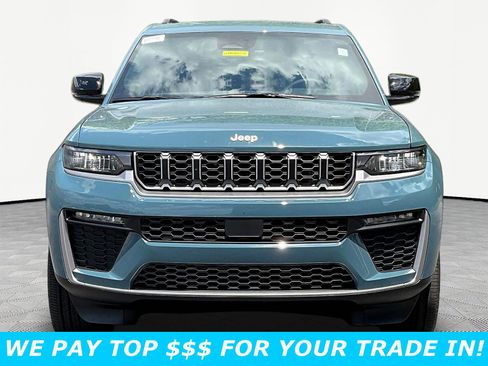 New 2026 Jeep Grand Cherokee L Limited AWD/4WD image 2