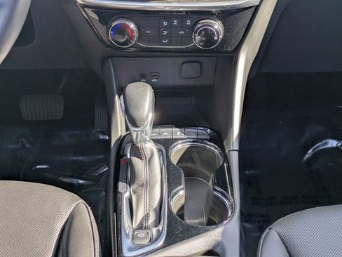 Used 2024 Buick Encore GX Sport Touring image 16