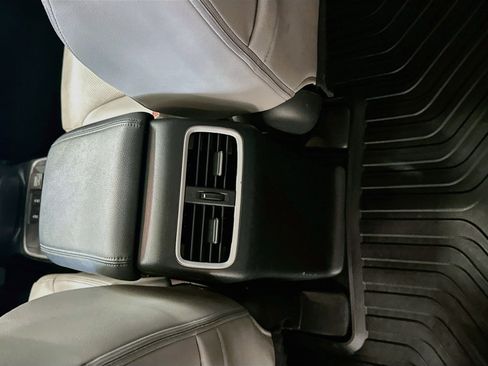 Used 2016 Honda CR-V Touring image 27