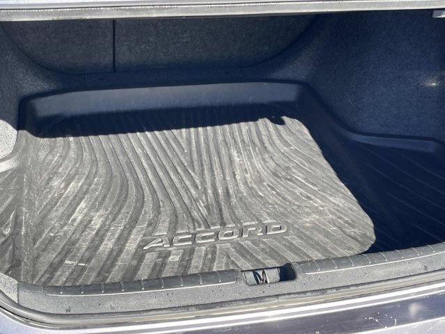 Used 2019 Honda Accord Sport image 12