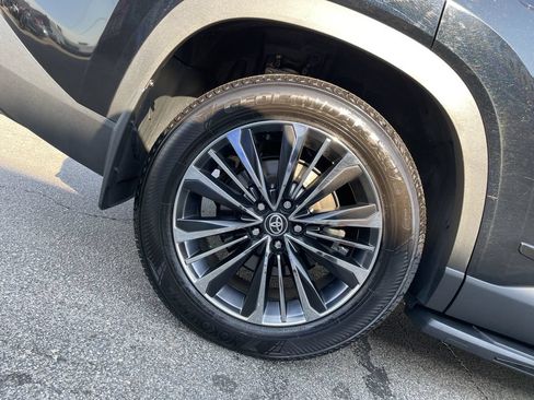 Certified 2026 Toyota Grand Highlander AWD Hybrid image 12