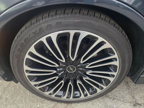 Used 2020 Lincoln Aviator Black Label w/ Dynamic Handling Package image 33