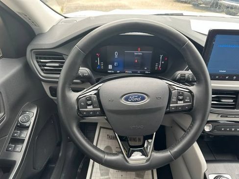 Used 2024 Ford Escape Active w/ Tech Pack #1 AWD/4WD image 17