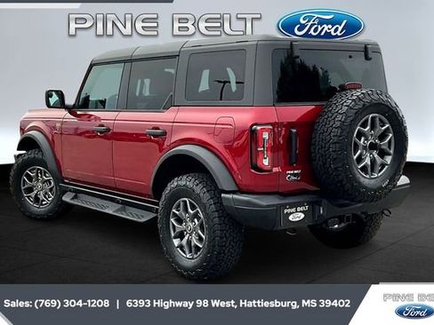 New 2025 Ford Bronco Badlands image 2