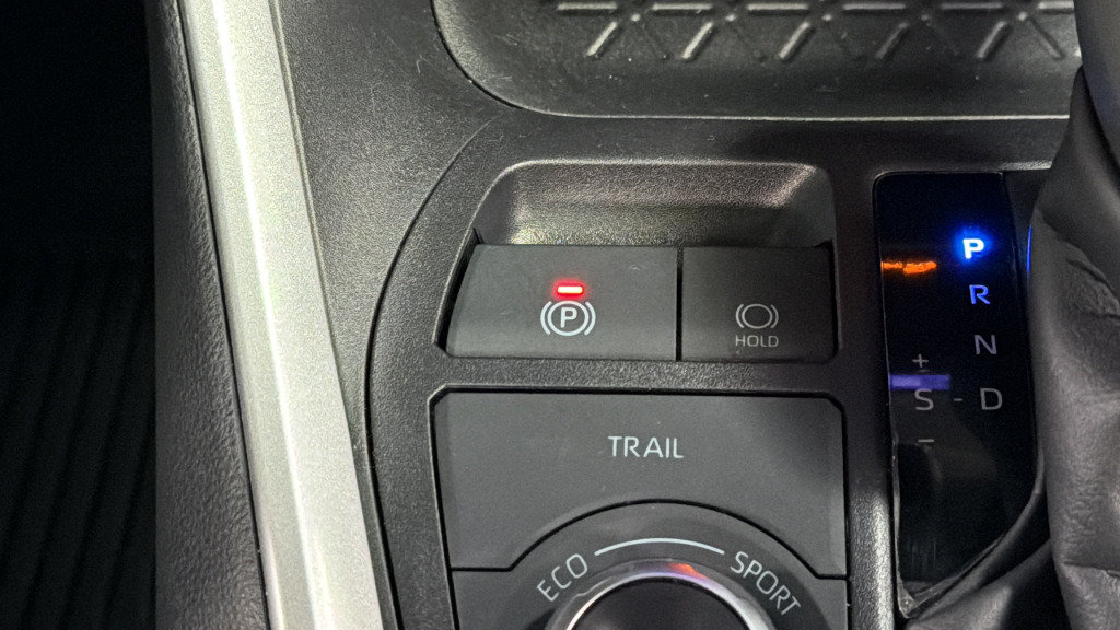 Used 2025 Toyota RAV4 XLE w/ Convenience Package AWD/4WD image 40