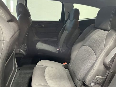 Used 2016 Chevrolet Traverse LT w/ Style and Technology Package image 13