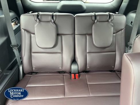 New 2026 Ford Explorer Platinum RWD image 33