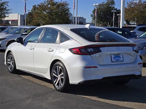 Used 2022 Honda Civic LX image 6