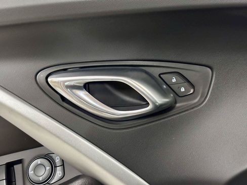 Used 2018 Chevrolet Camaro SS RWD image 16