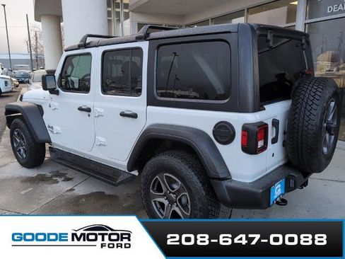 Used 2018 Jeep Wrangler Unlimited Sport S image 3