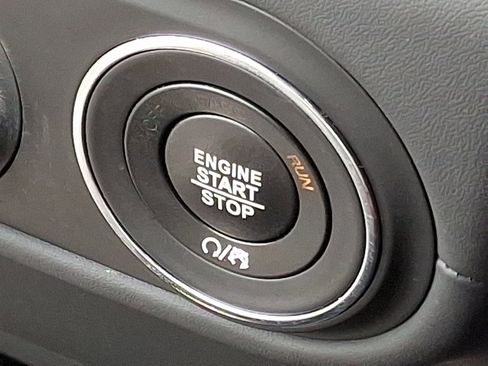 Used 2022 Maserati Levante Modena S image 23