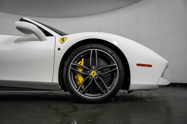 Used 2017 Ferrari 488 Spider RWD image 11