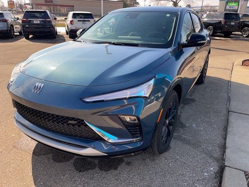 Certified 2024 Buick Envista Sport Touring w/ Convenience I Package image 6