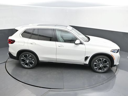 New 2026 BMW X5 sDrive40i w/ Climate Comfort Package RWD image 45