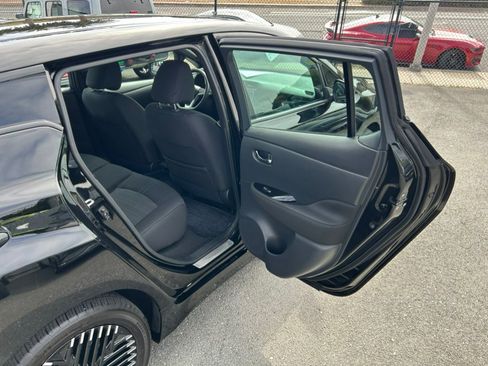 Used 2025 Nissan Leaf SV Plus FWD image 33