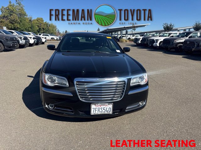 Used 2013 Chrysler 300 w/ Driver Convenience Group RWD image 3