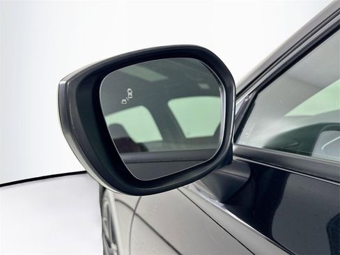 Used 2023 Honda Civic Si image 9