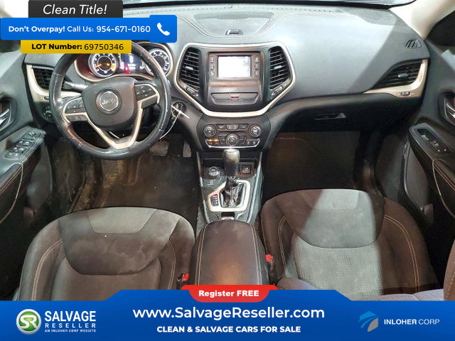 Used 2015 Jeep Cherokee Latitude AWD/4WD image 11