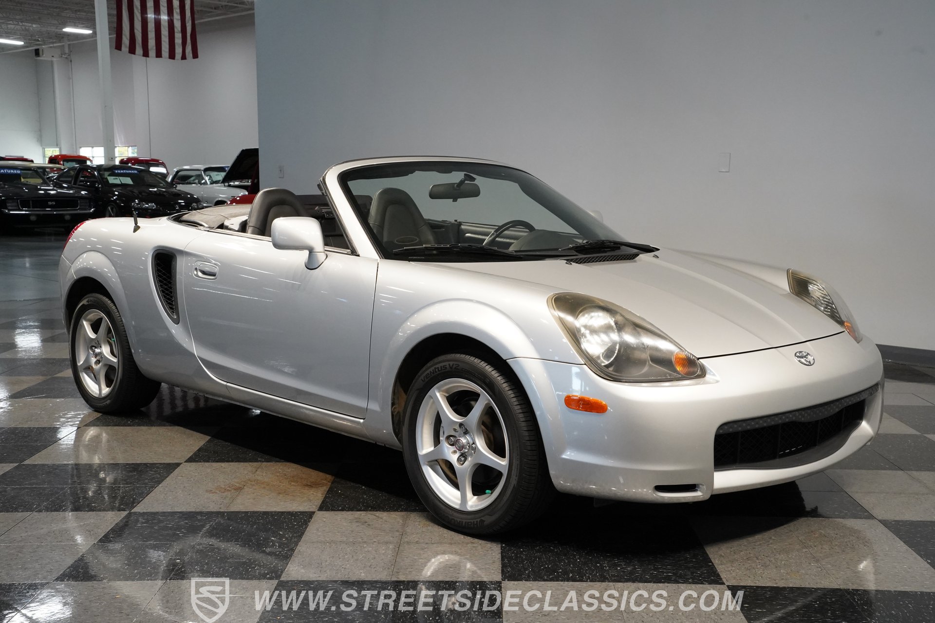 Used 2001 Toyota MR2 RWD image 17